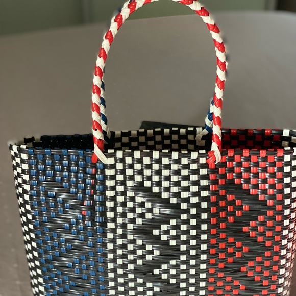 Handbag - Picture 4 of 5